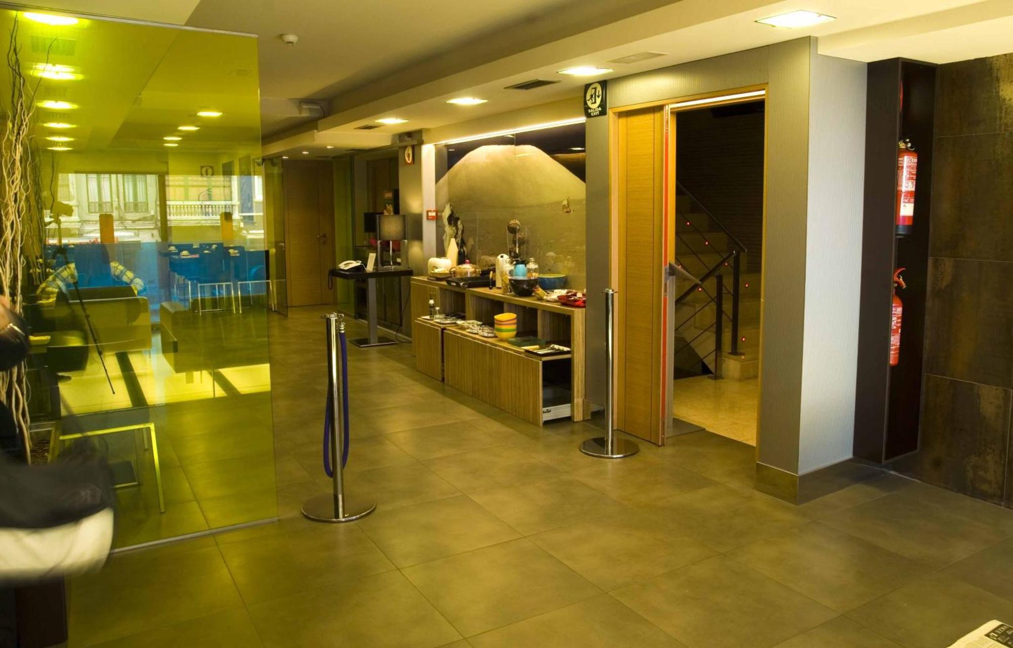 Hotel Moon A Coruna Bagian luar foto